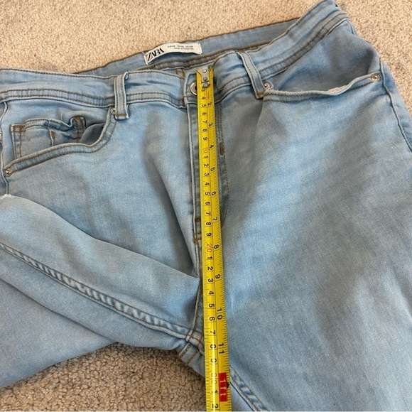 ZARA men’s light wash distressed denim jeans Sz 32 - Picture 9 of 12